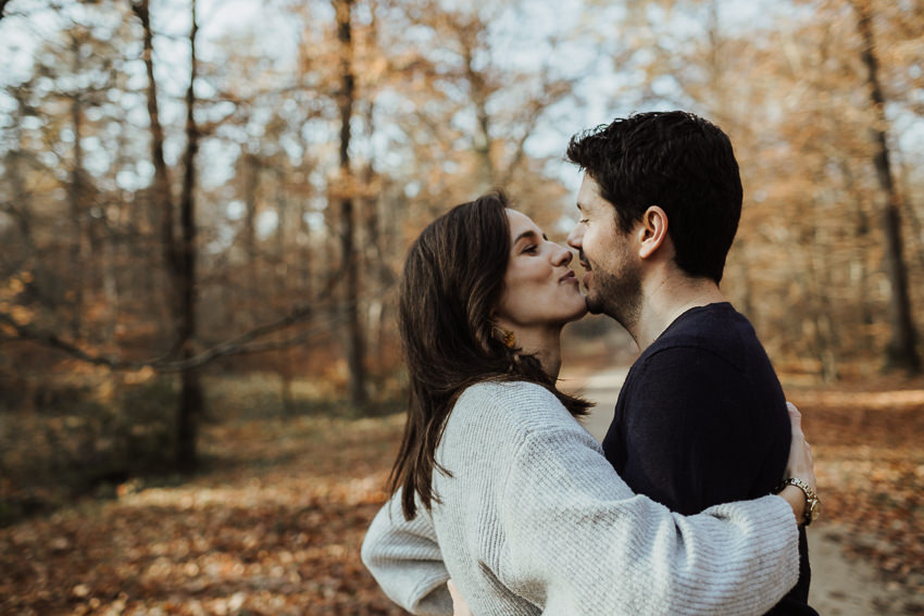 photographe couple reims engagement bois