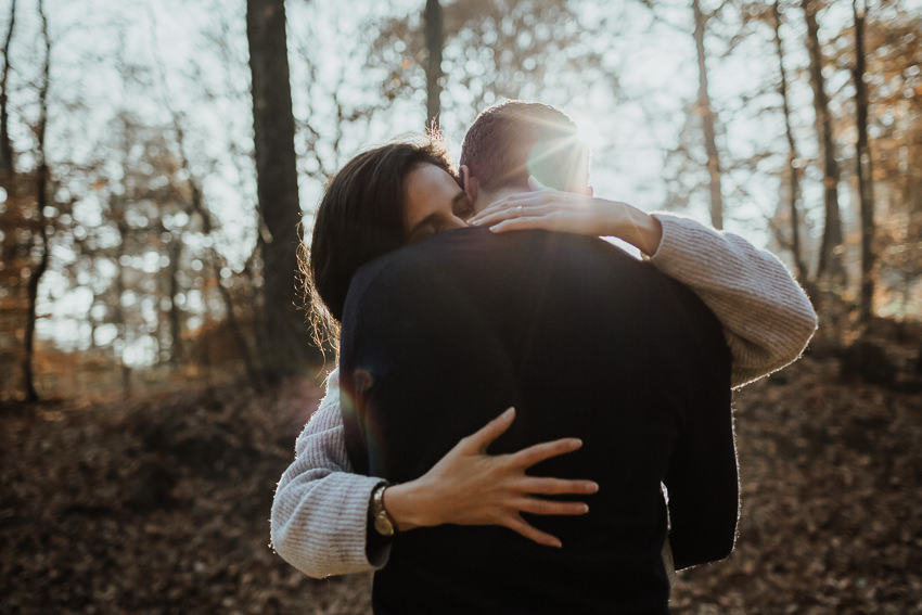 photographe couple reims engagement bois