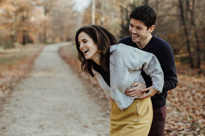 photographe couple reims engagement bois