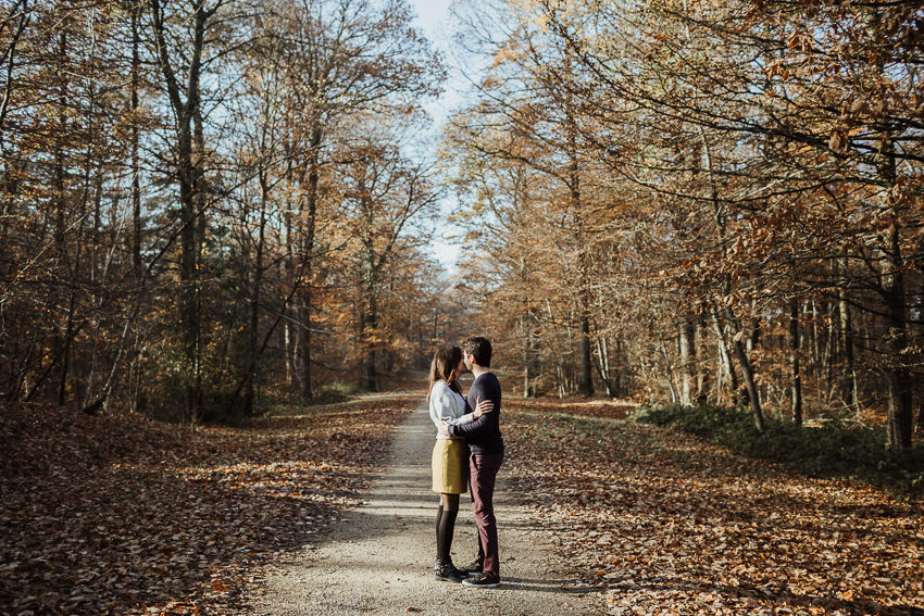 photographe couple reims engagement bois