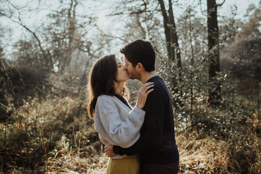 photographe couple reims engagement bois