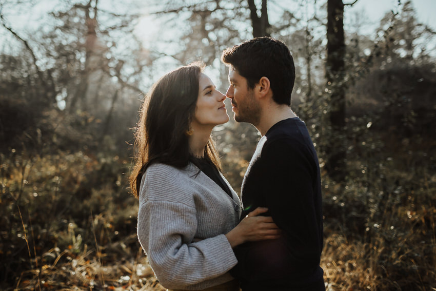 photographe couple reims engagement bois