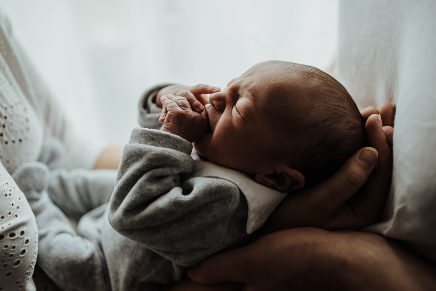 photographe bebe nouveau ne reims domicile