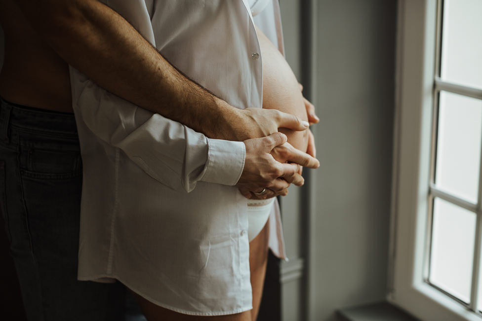 photo-grossesse-couple-reims